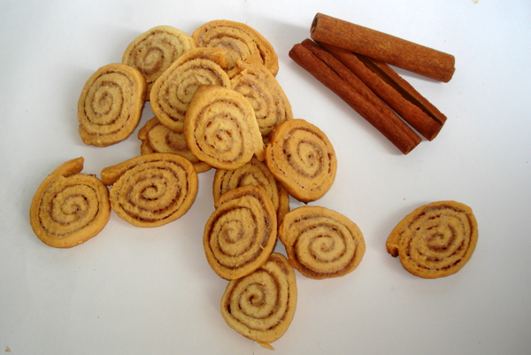 Особенности применения пищевых добавок  в производстве песочных полуфабрикатов