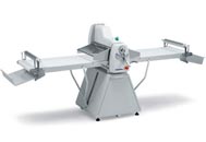 Прокатка, вылеживание и формование теста