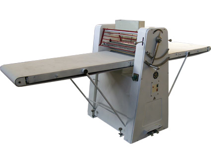 Машина для слоения теста